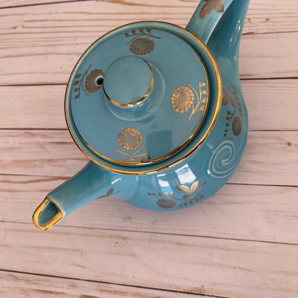 Vintage Floral Leaf Tea Pot - Picture 4 of 4